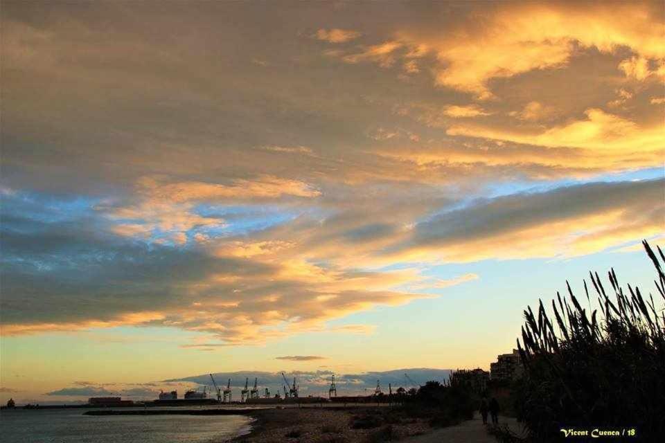 Mediterrania Marina Sagunto Camera foto